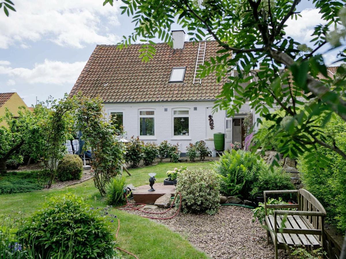 4 Person Holiday Home In Allinge Kültér fotó